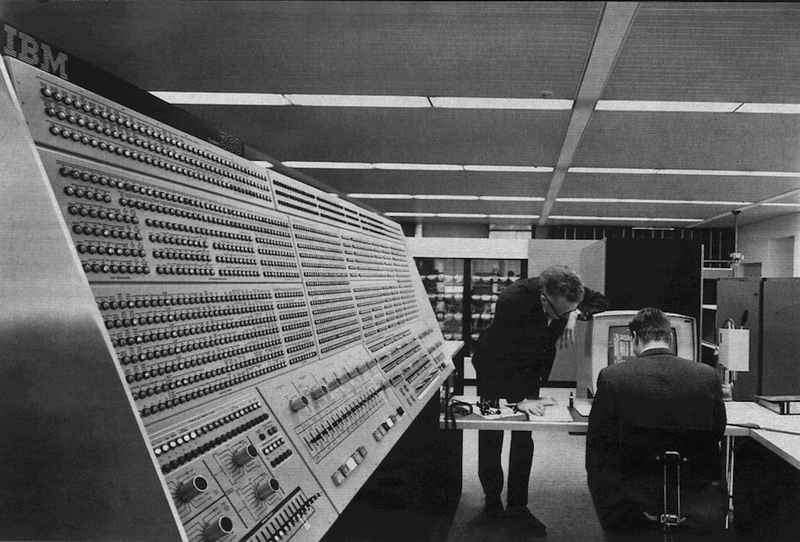 Illustration for article titled The History of Early Computing Machines, from Ancient Times to 1981